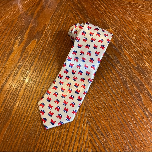 🇺🇸🐘Republican Elephant Patriotic Men’s Necktie! - Picture 6 of 13